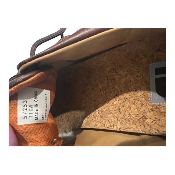 FootJoy Versaluxe Spikeless Golf Shoes Brown Leather Mens 11 XW - Picture 11 of 11